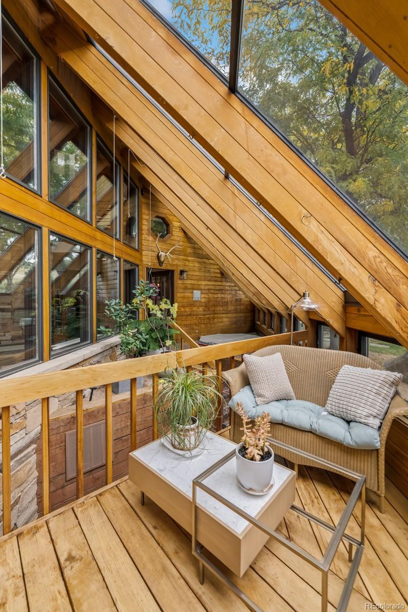 6 Blue Grouse Ridge Road