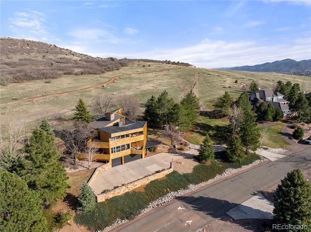 6 Blue Grouse Ridge Road