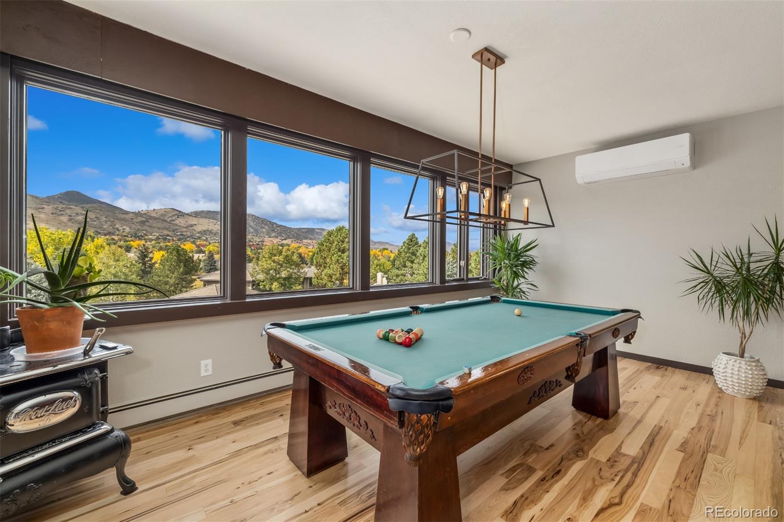 6 Blue Grouse Ridge Road