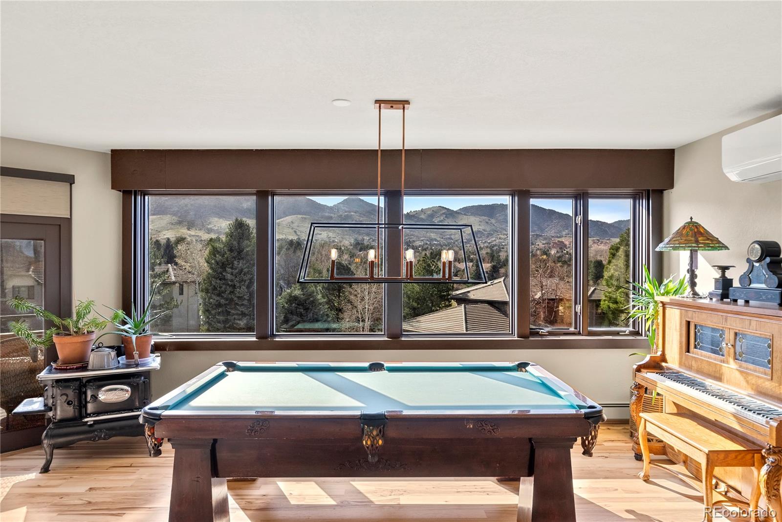 6 Blue Grouse Ridge Road