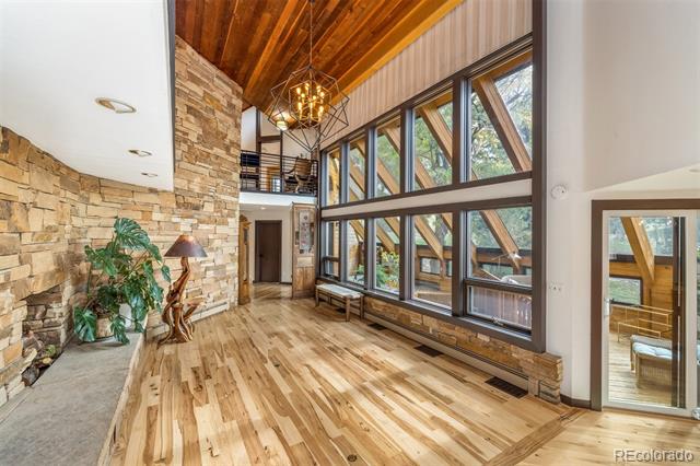 6 Blue Grouse Ridge Road