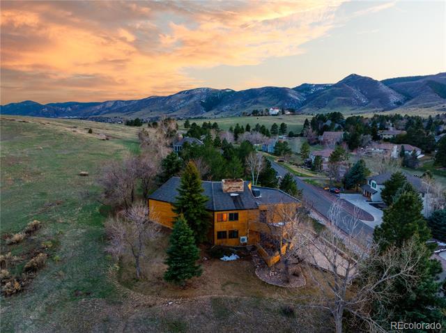 6 Blue Grouse Ridge Road