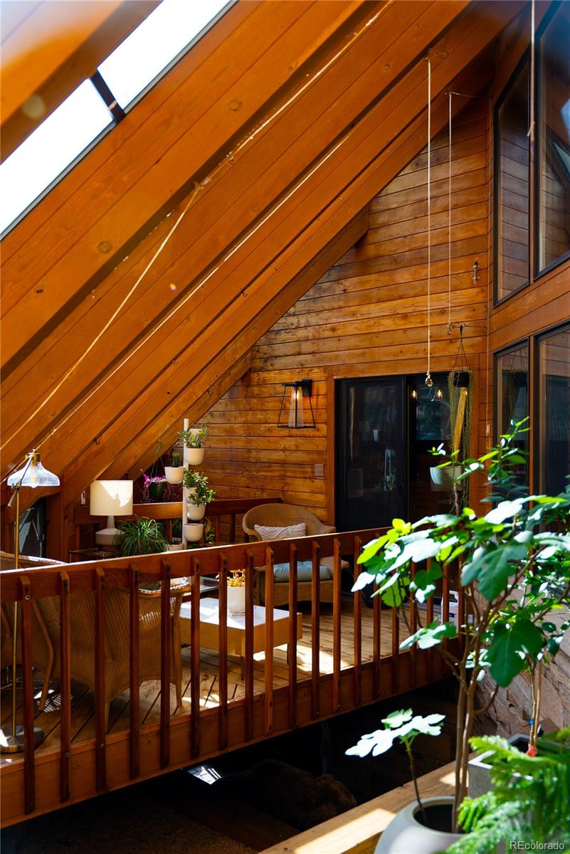 6 Blue Grouse Ridge Road