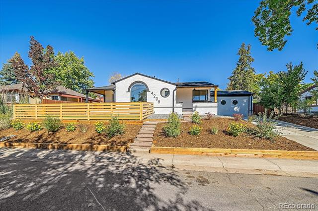 4205 W Byron Place
