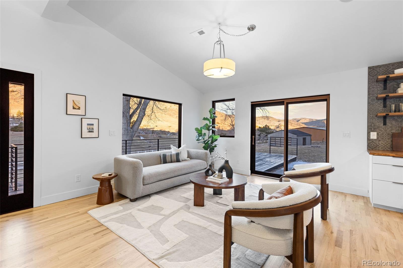 5370 Pine Ridge Road