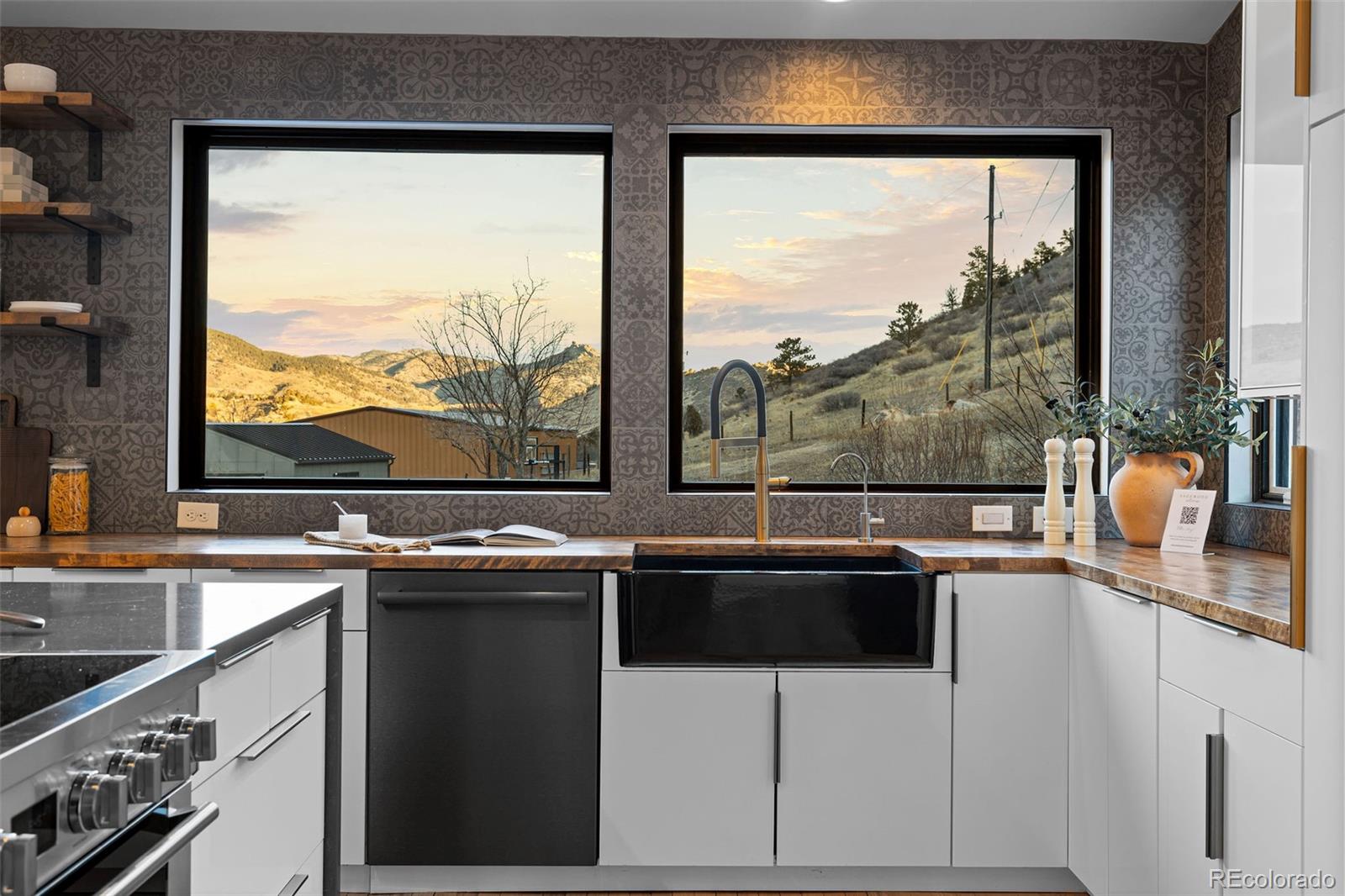 5370 Pine Ridge Road