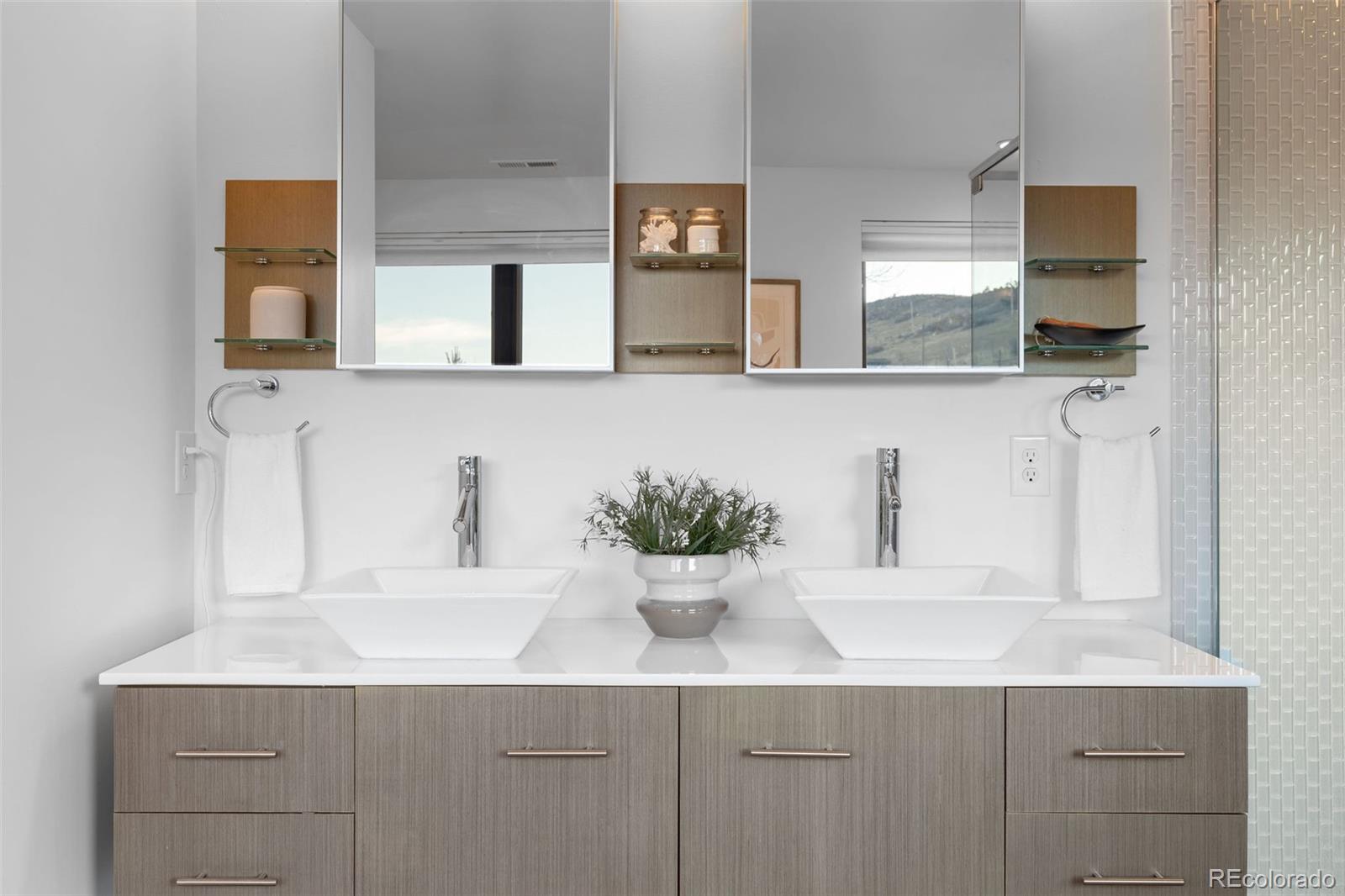 5370 Pine Ridge Road