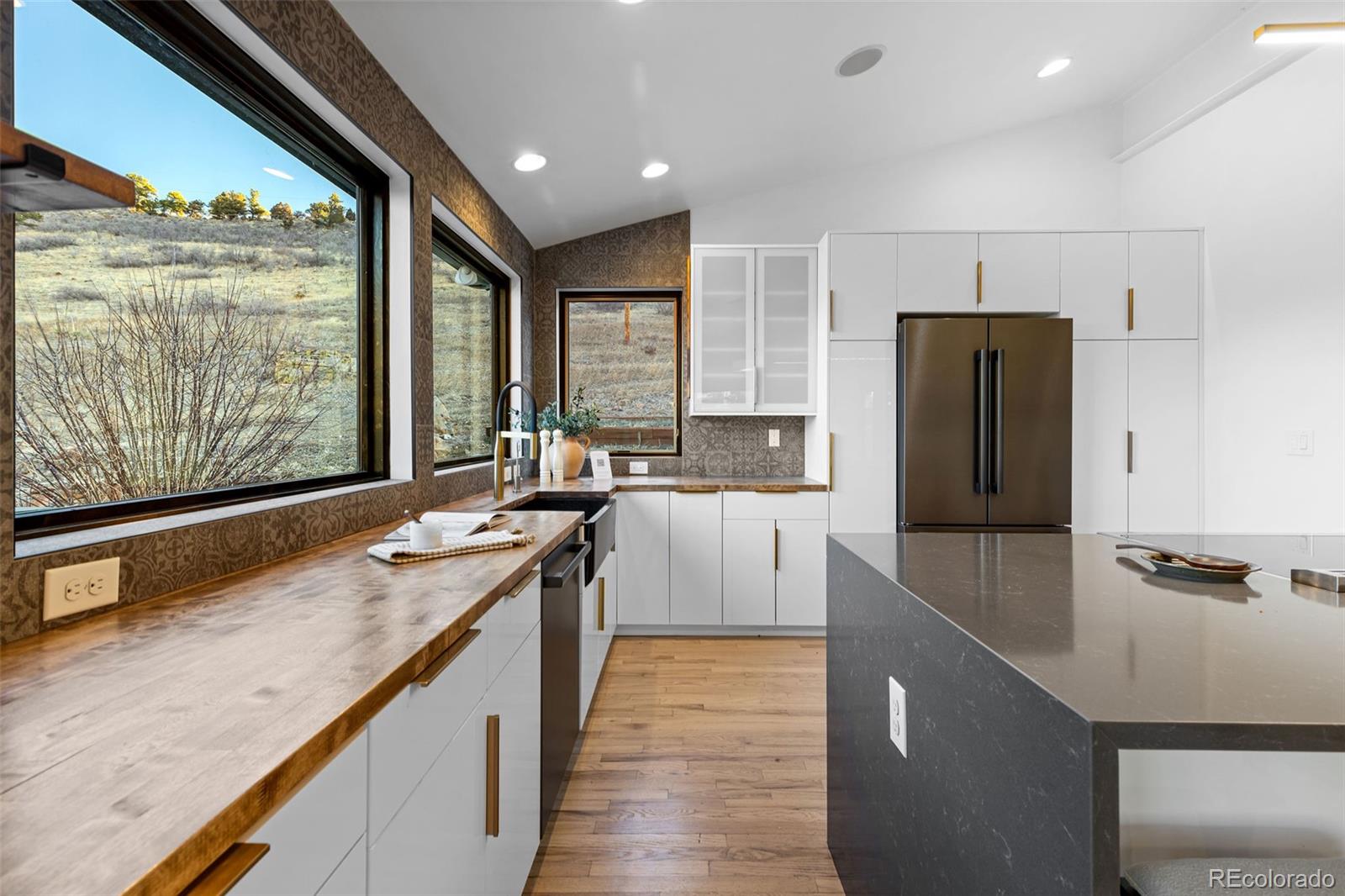 5370 Pine Ridge Road