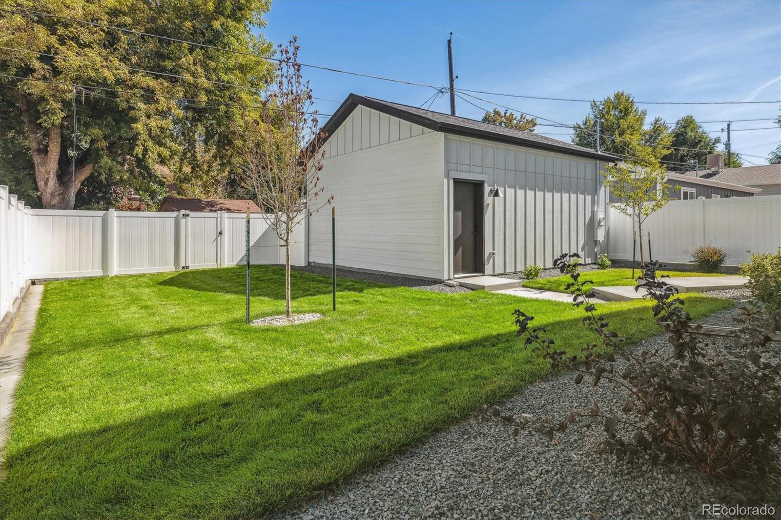 3252 S Pennsylvania Street