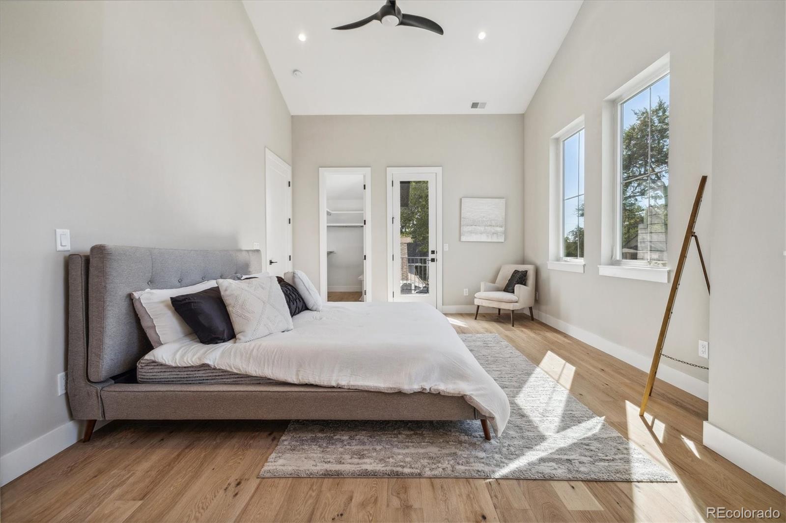 3252 S Pennsylvania Street