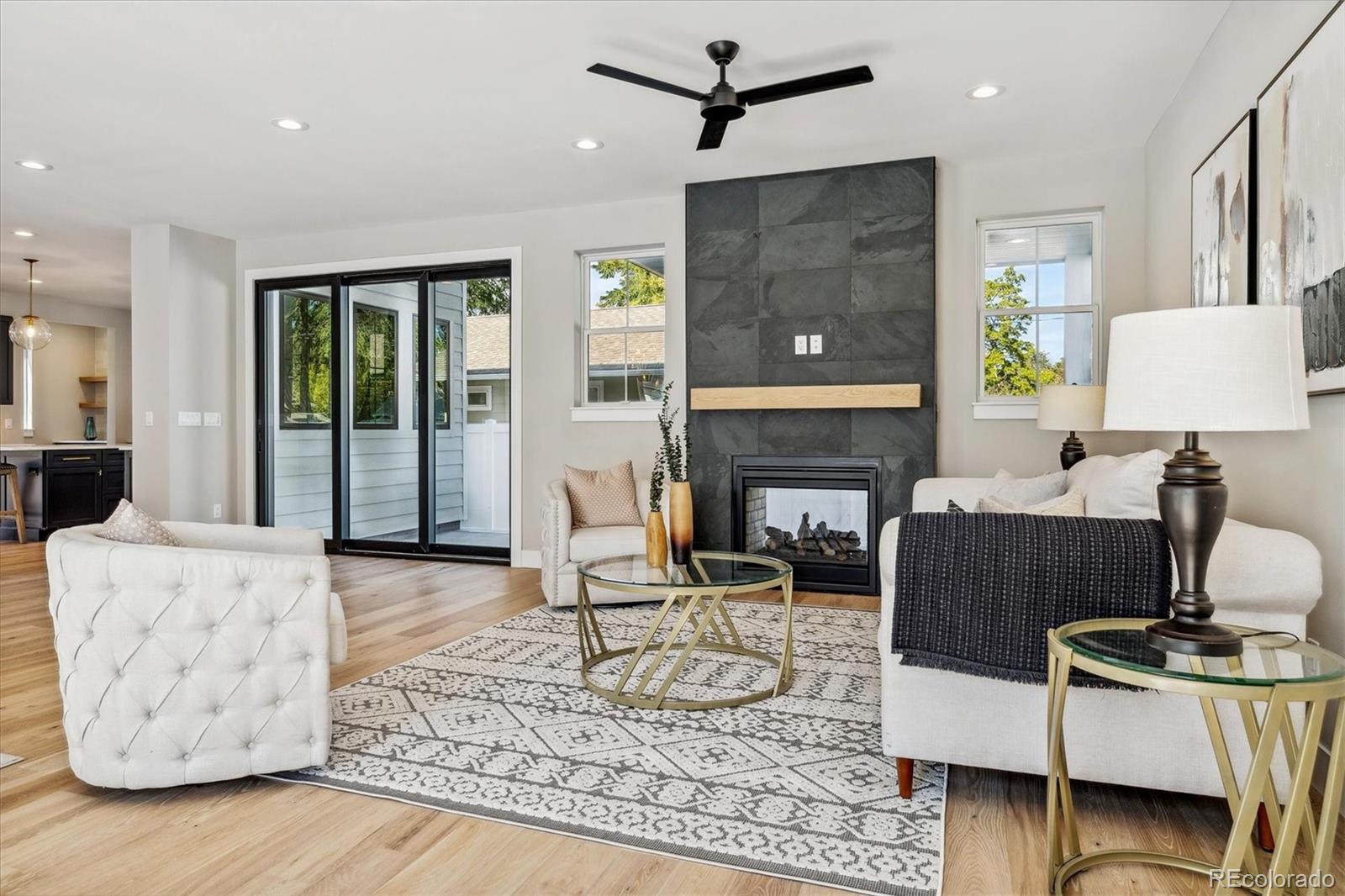 3252 S Pennsylvania Street