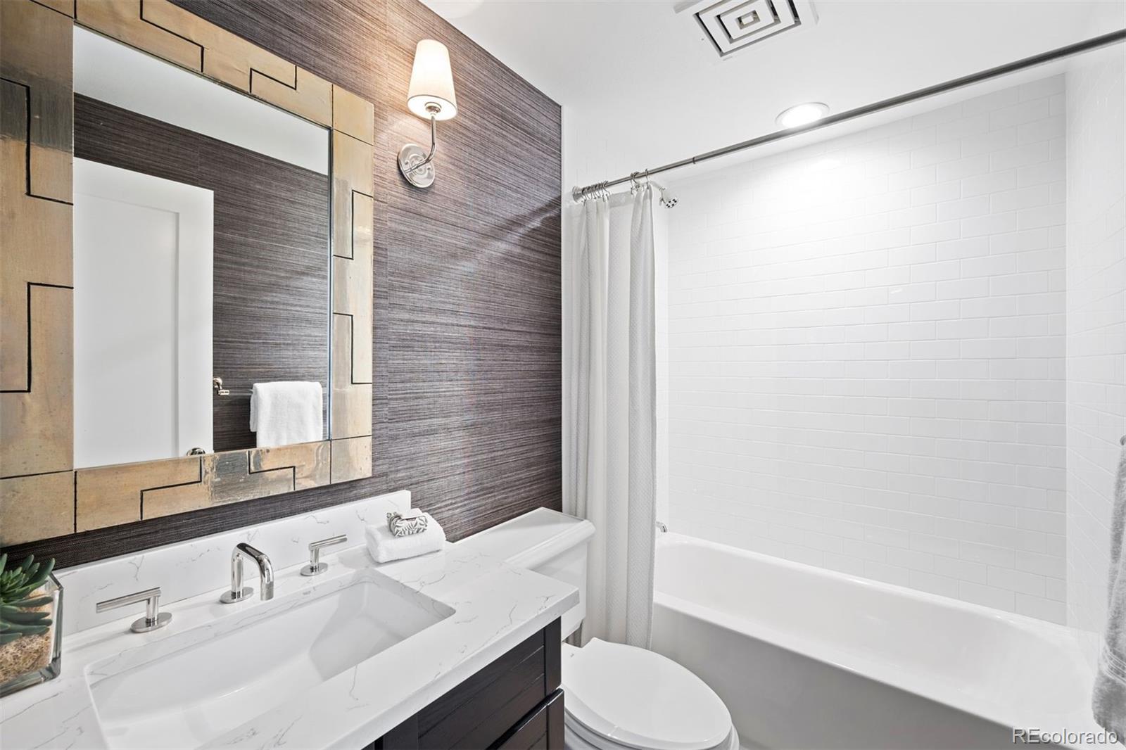 345 Fillmore Street Unit: 305