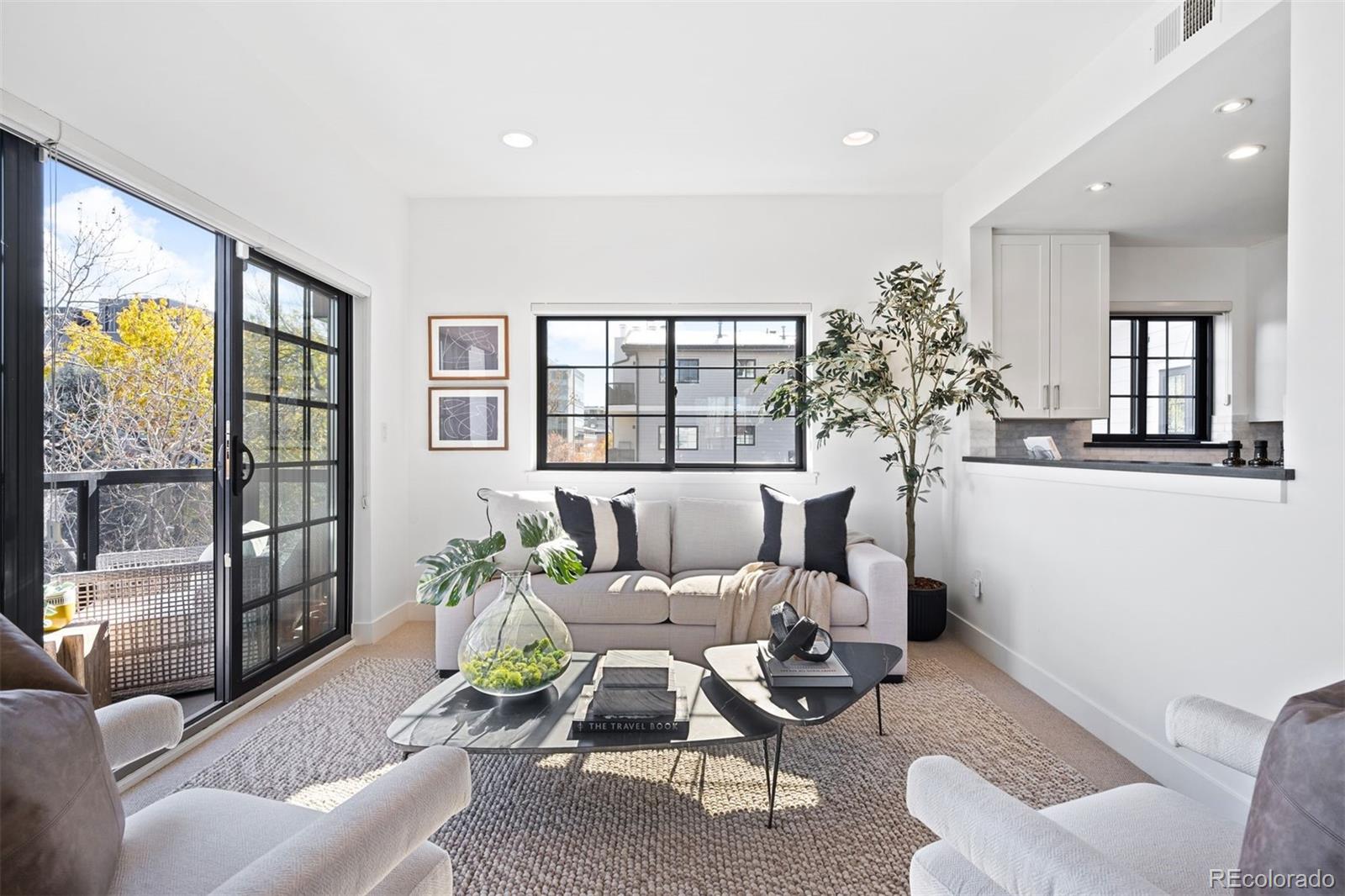 345 Fillmore Street Unit: 305