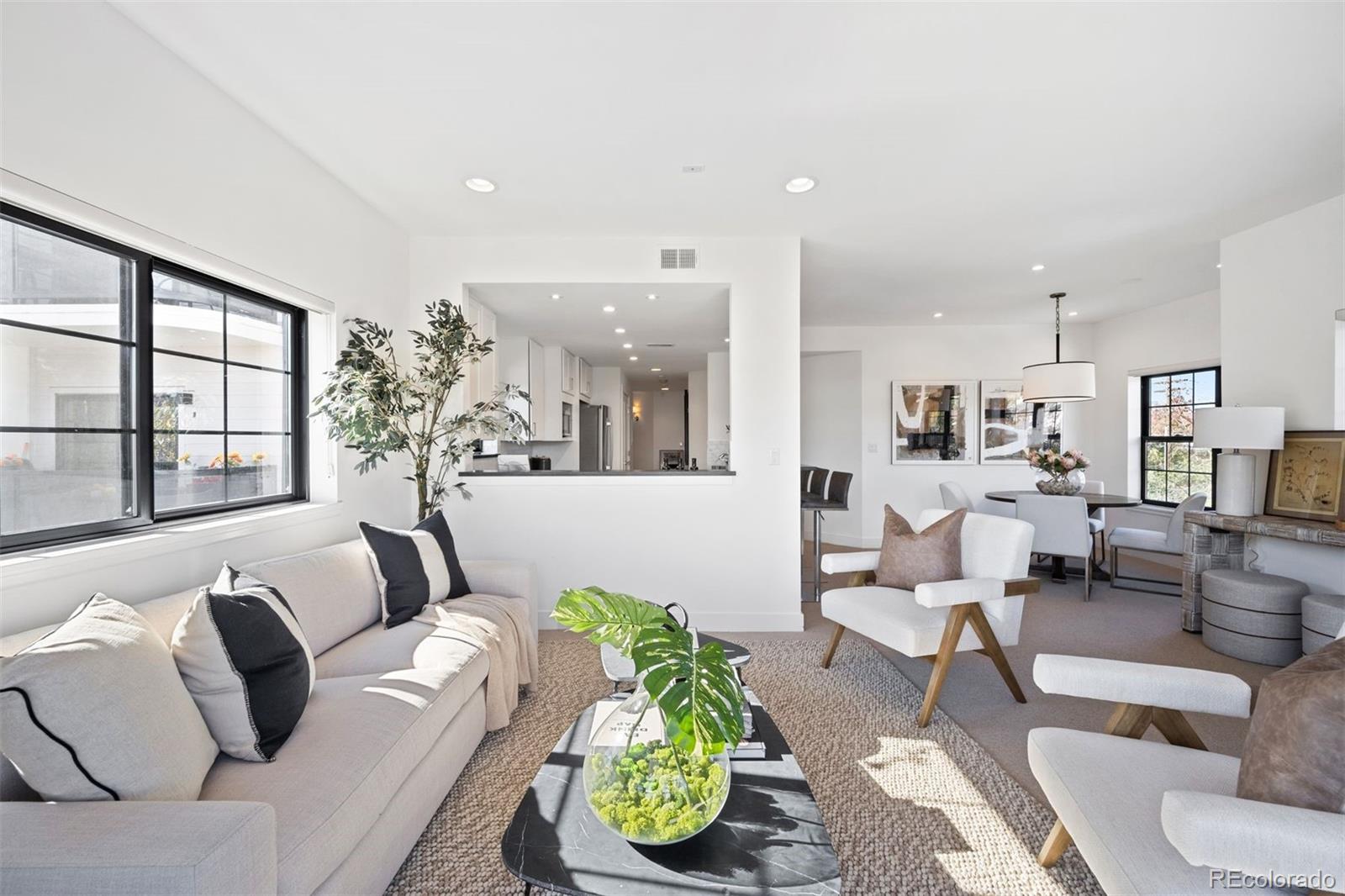 345 Fillmore Street Unit: 305