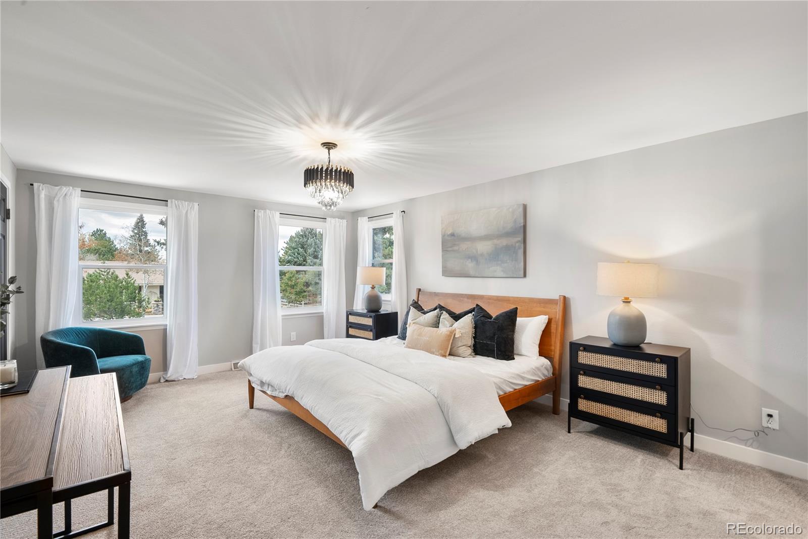 2594 S Harrington Lane