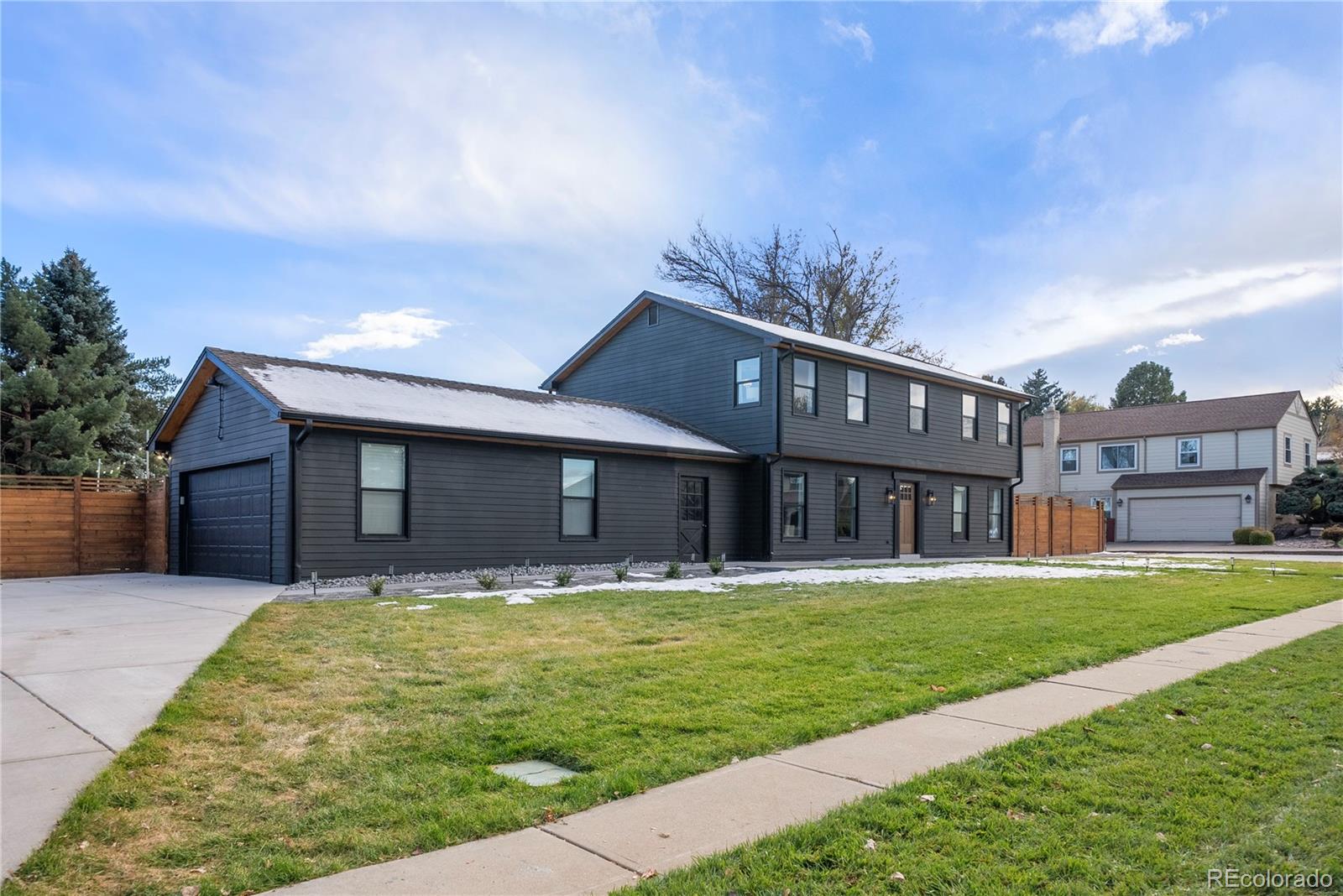 2594 S Harrington Lane