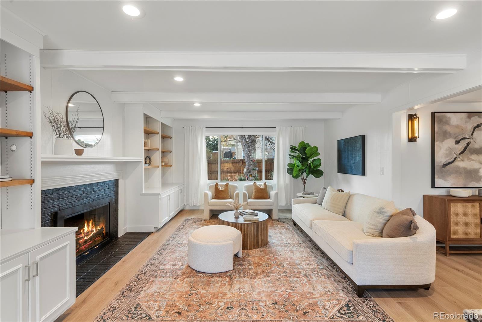 2594 S Harrington Lane