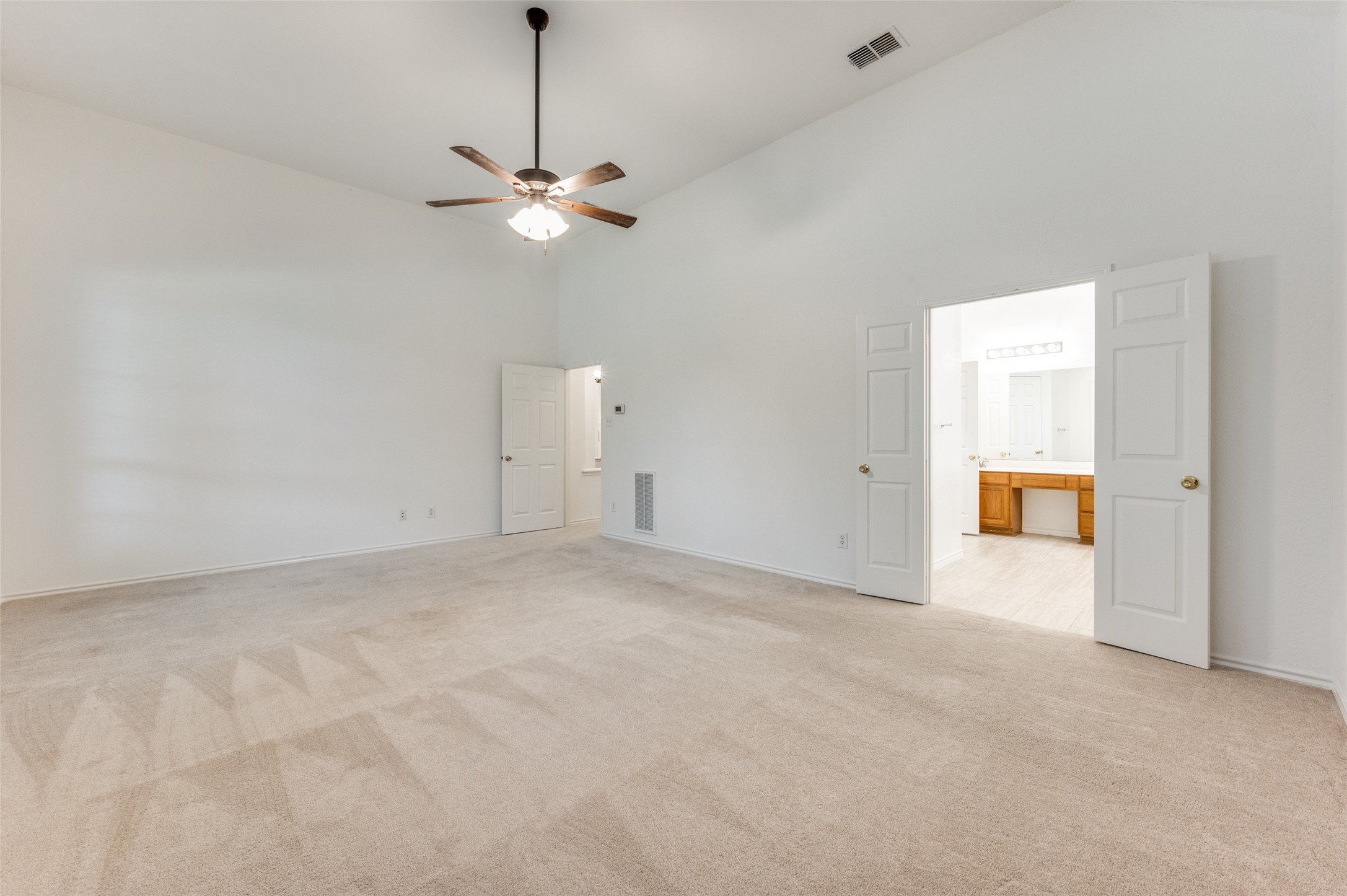 3204 Grantham Drive
