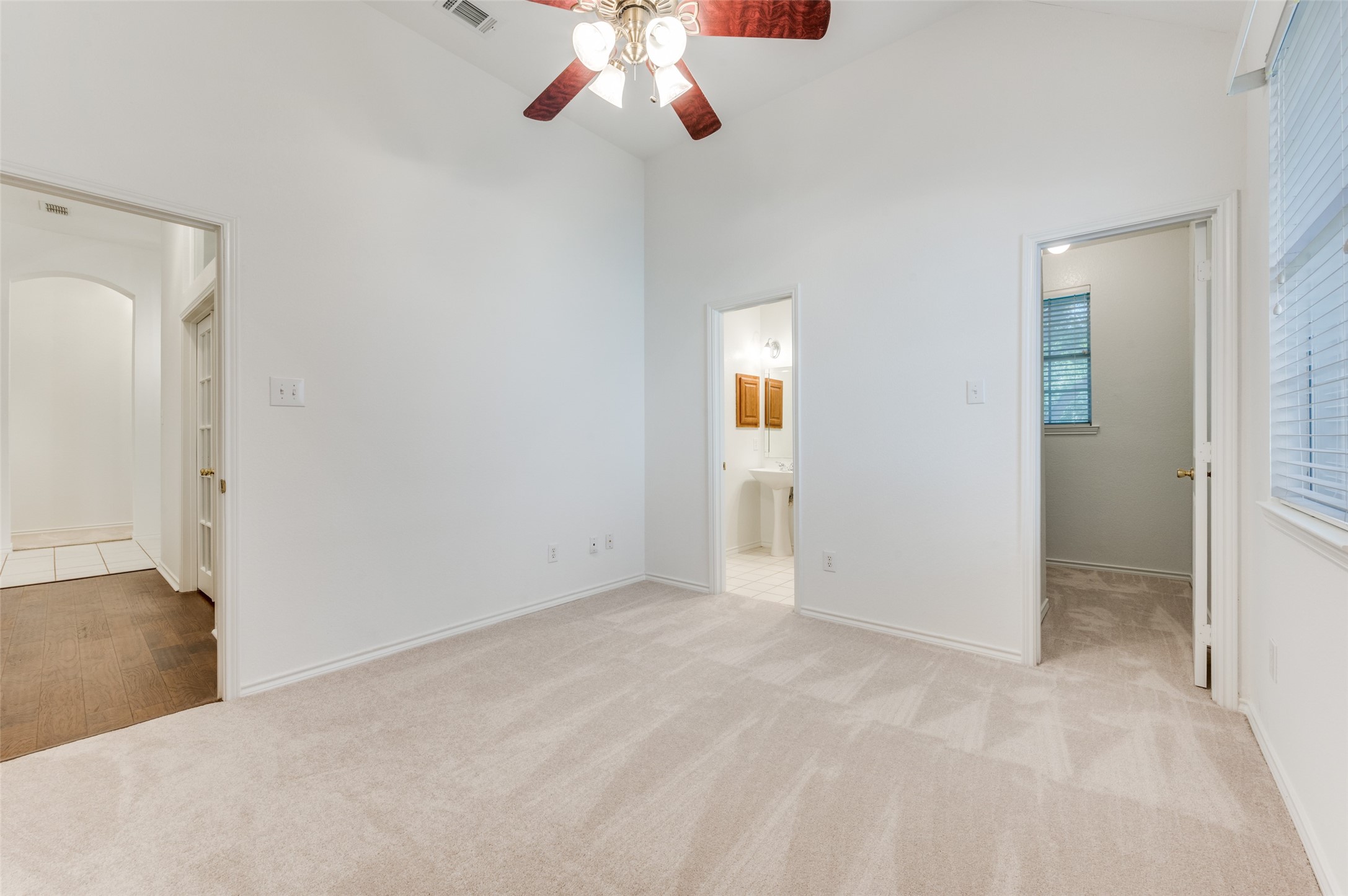 3204 Grantham Drive