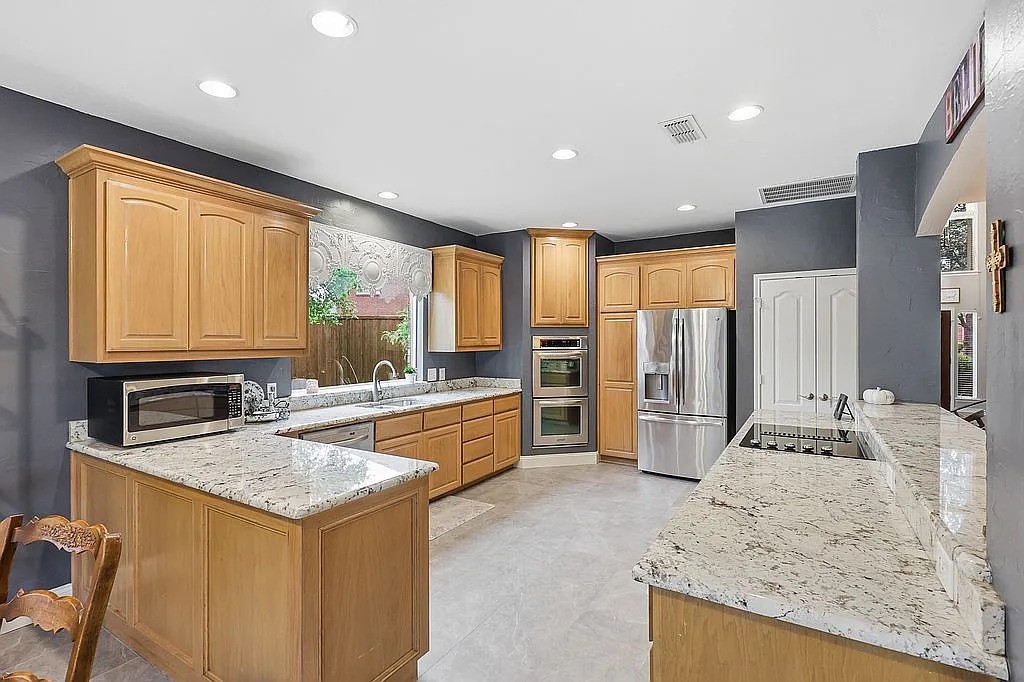 155 Newport Drive