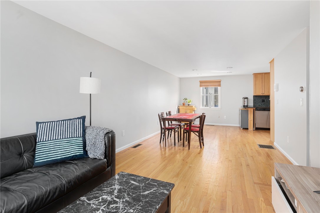 22 Miles Avenue Avenue 5