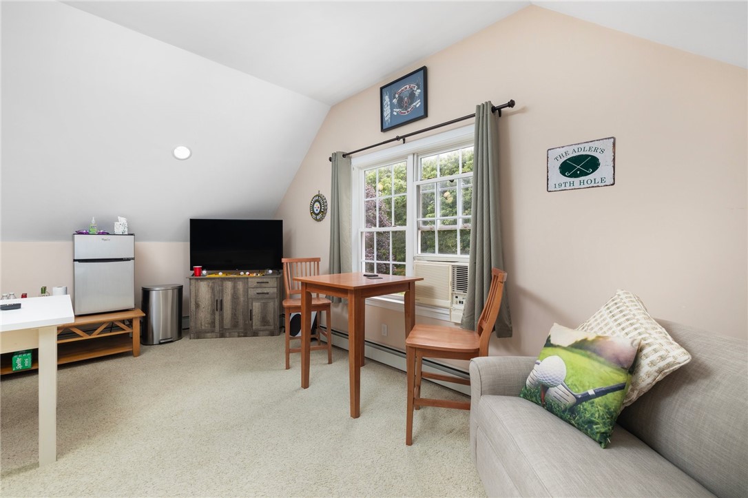 123 Mapleville Road