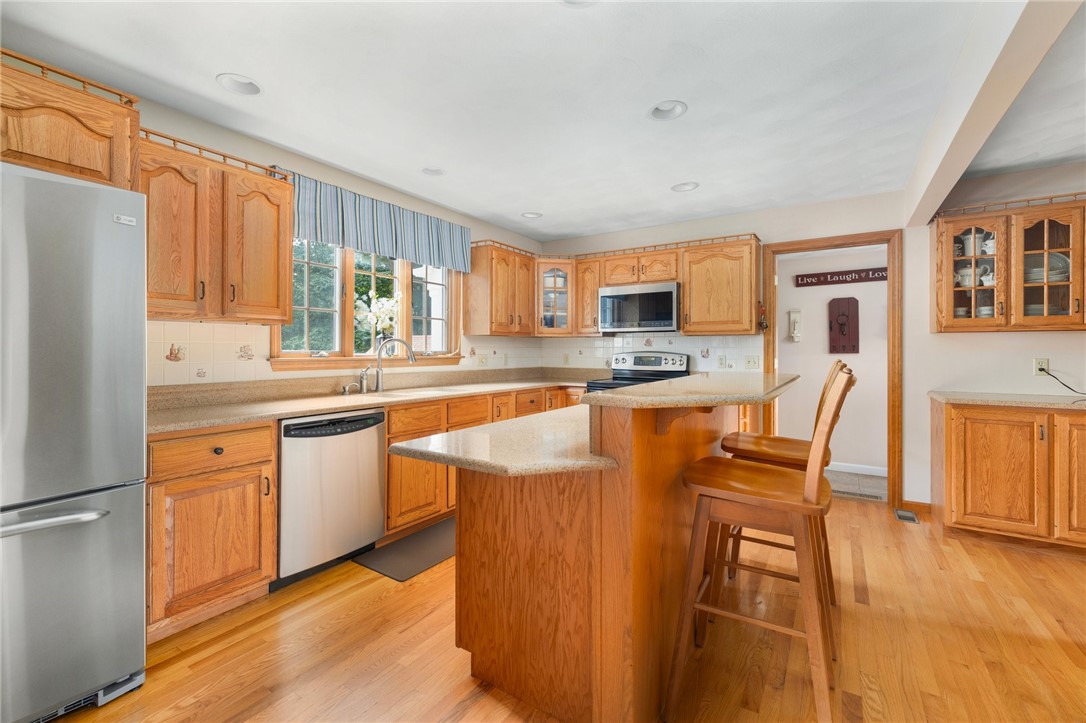 123 Mapleville Road