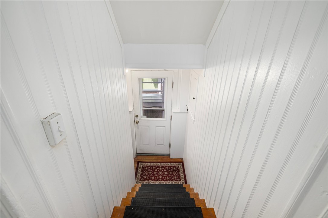 3 Hidden Street