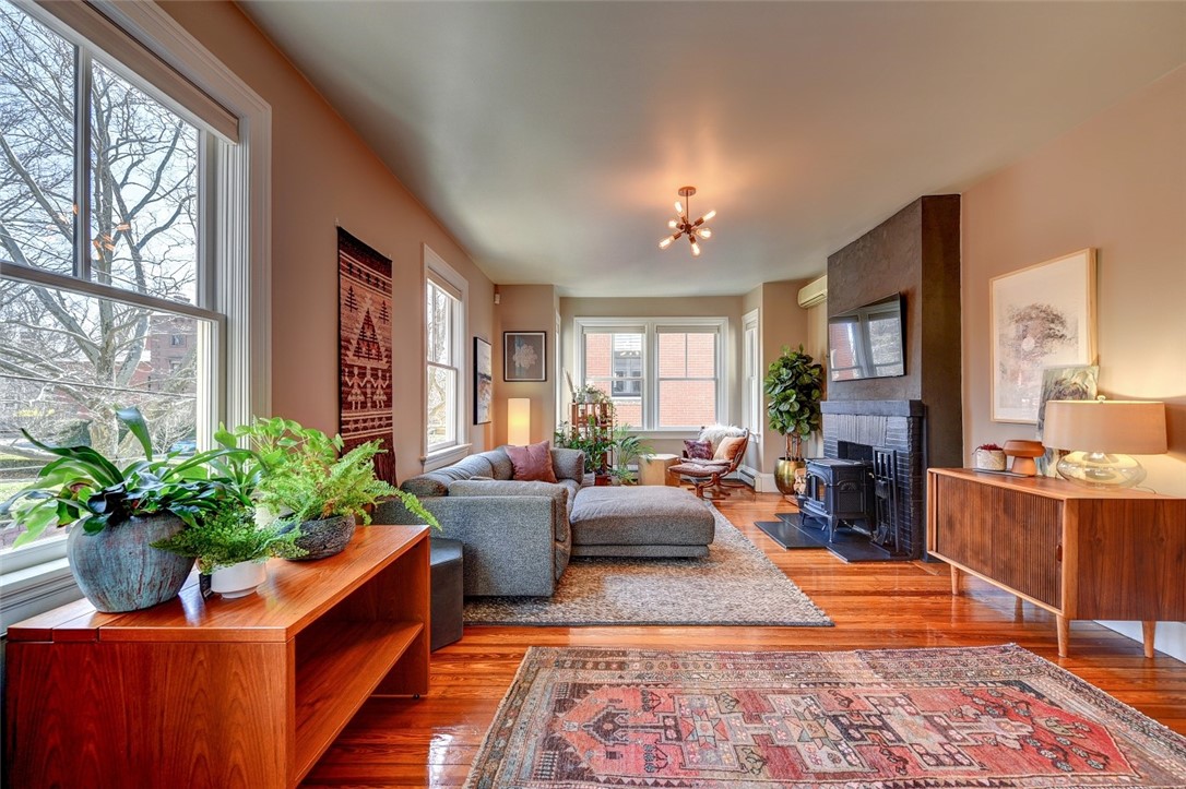 384 Benefit Street 2