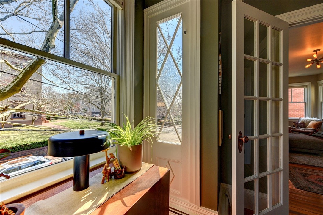 384 Benefit Street 2