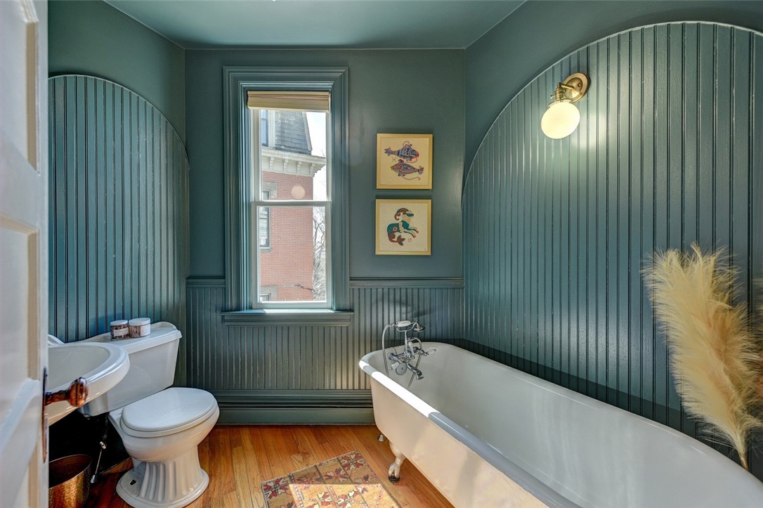 384 Benefit Street 2