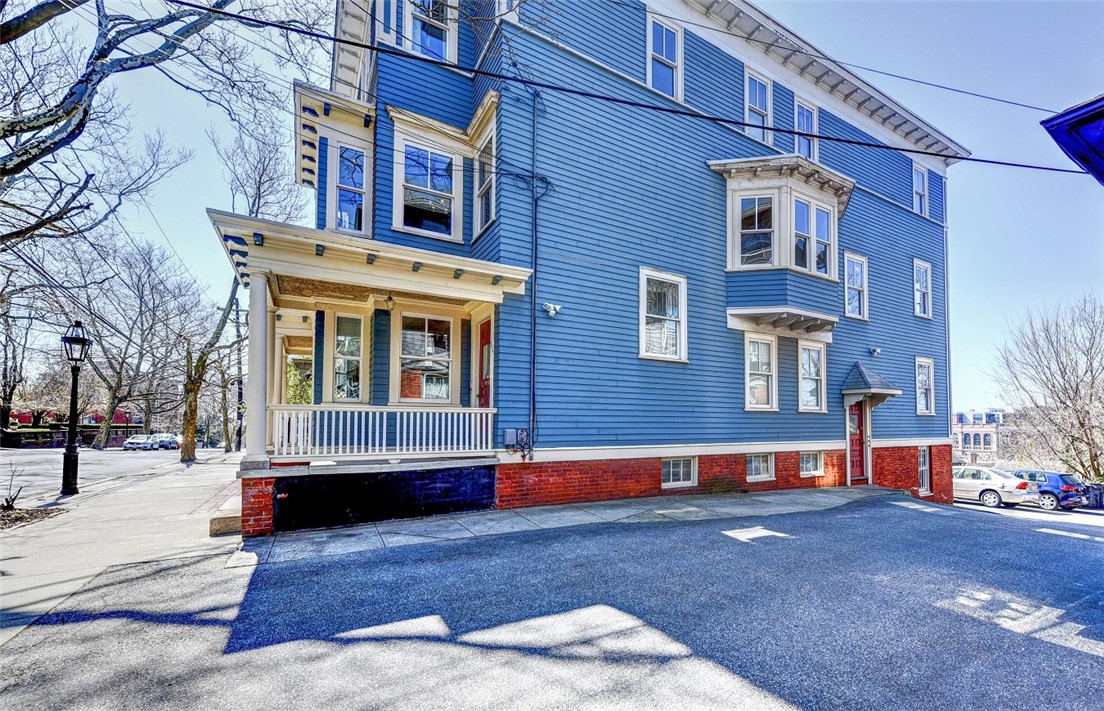 384 Benefit Street 2