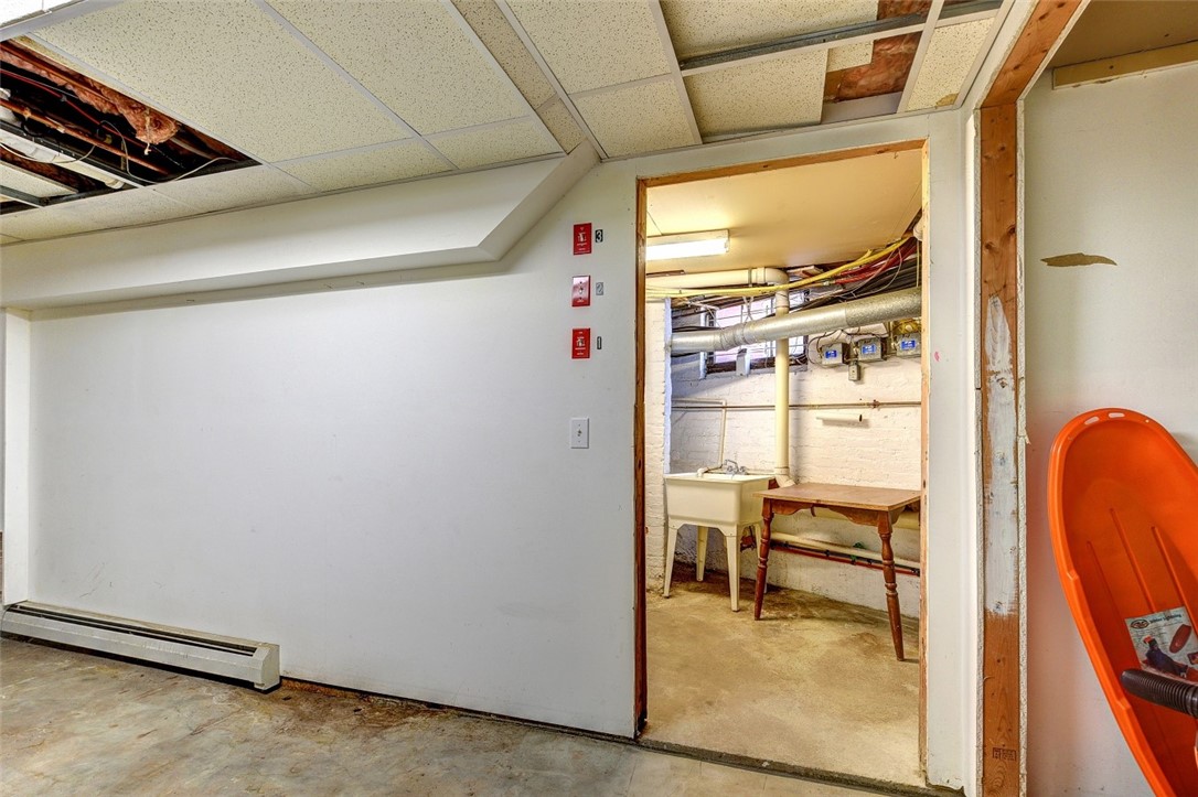 384 Benefit Street 2