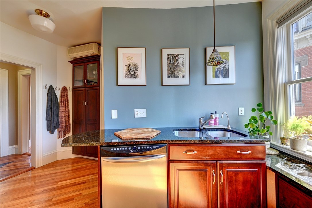 384 Benefit Street 2