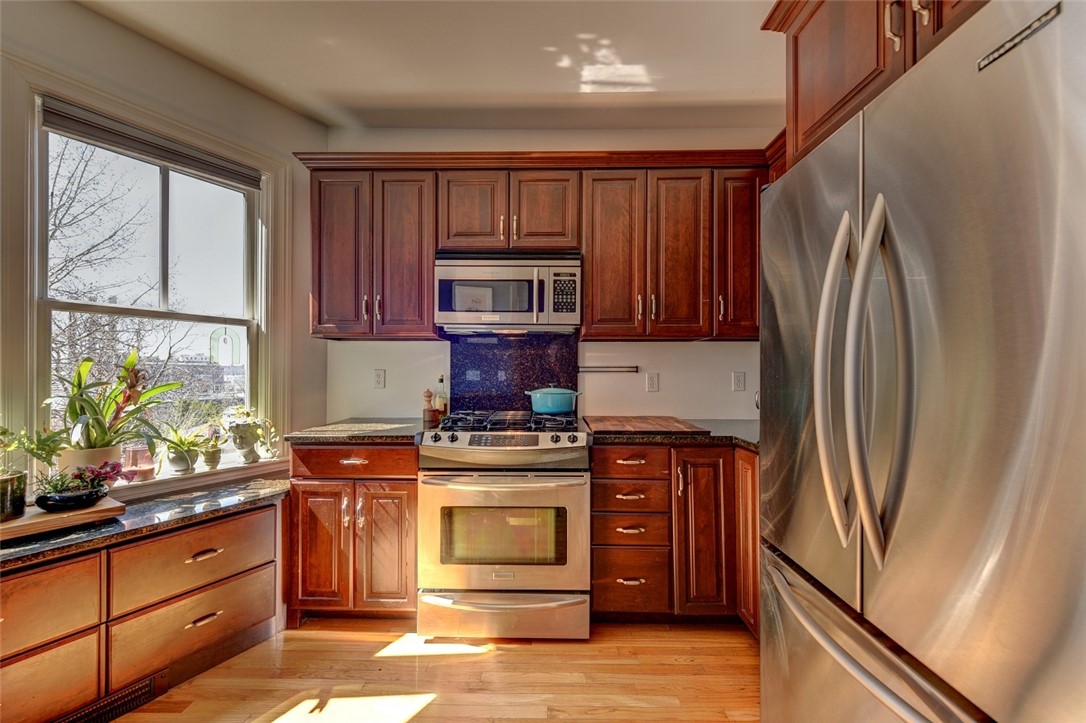 384 Benefit Street 2