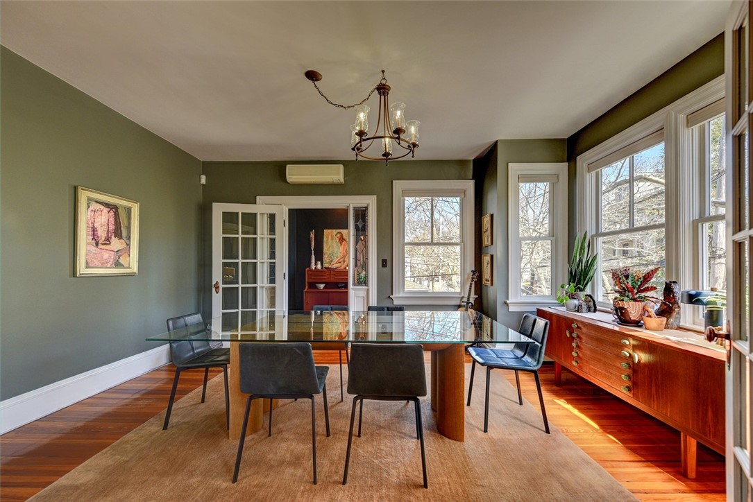 384 Benefit Street 2