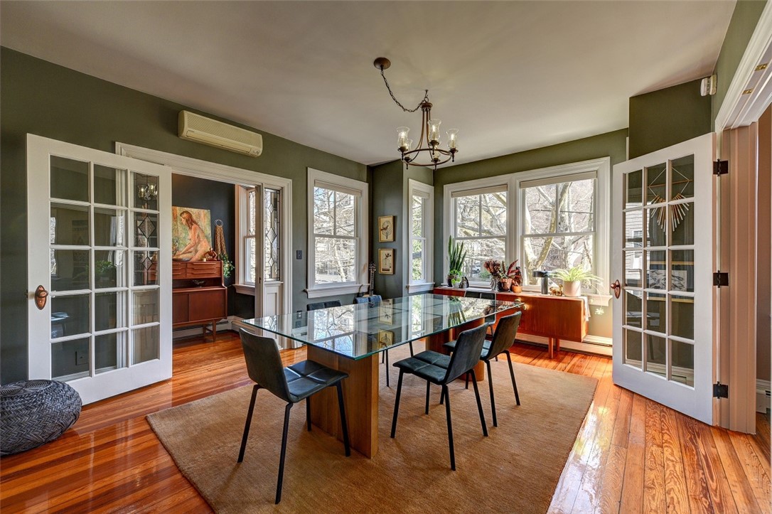 384 Benefit Street 2