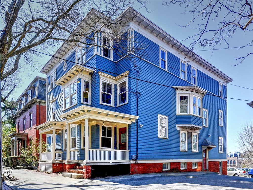 384 Benefit Street 2