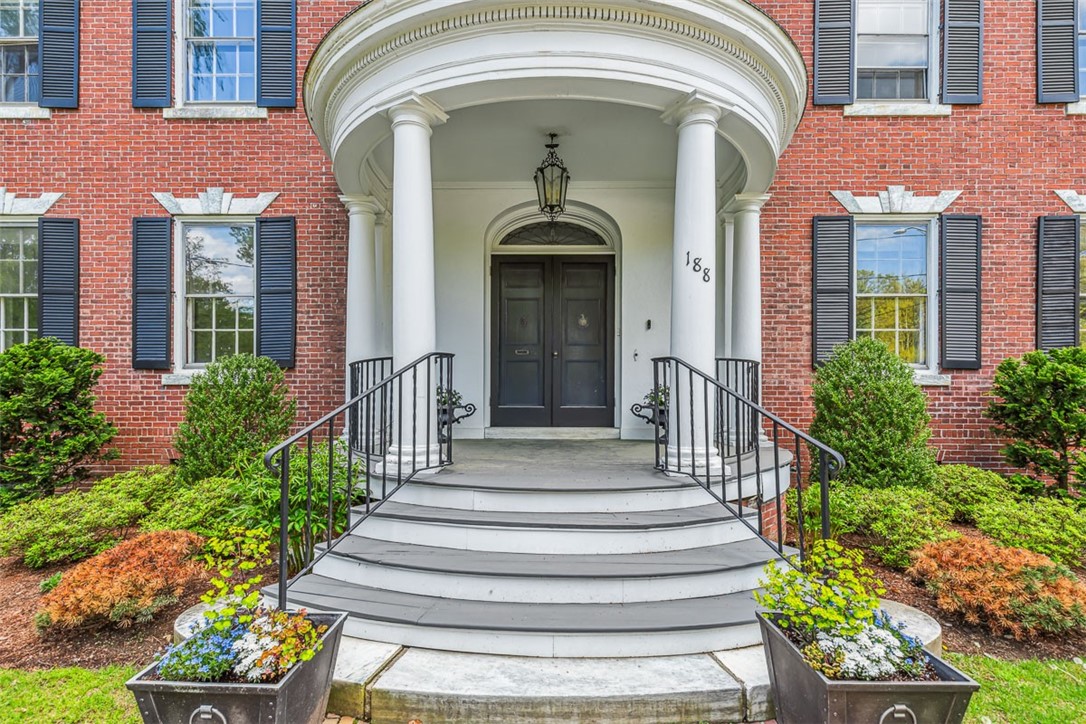 188 Blackstone Boulevard