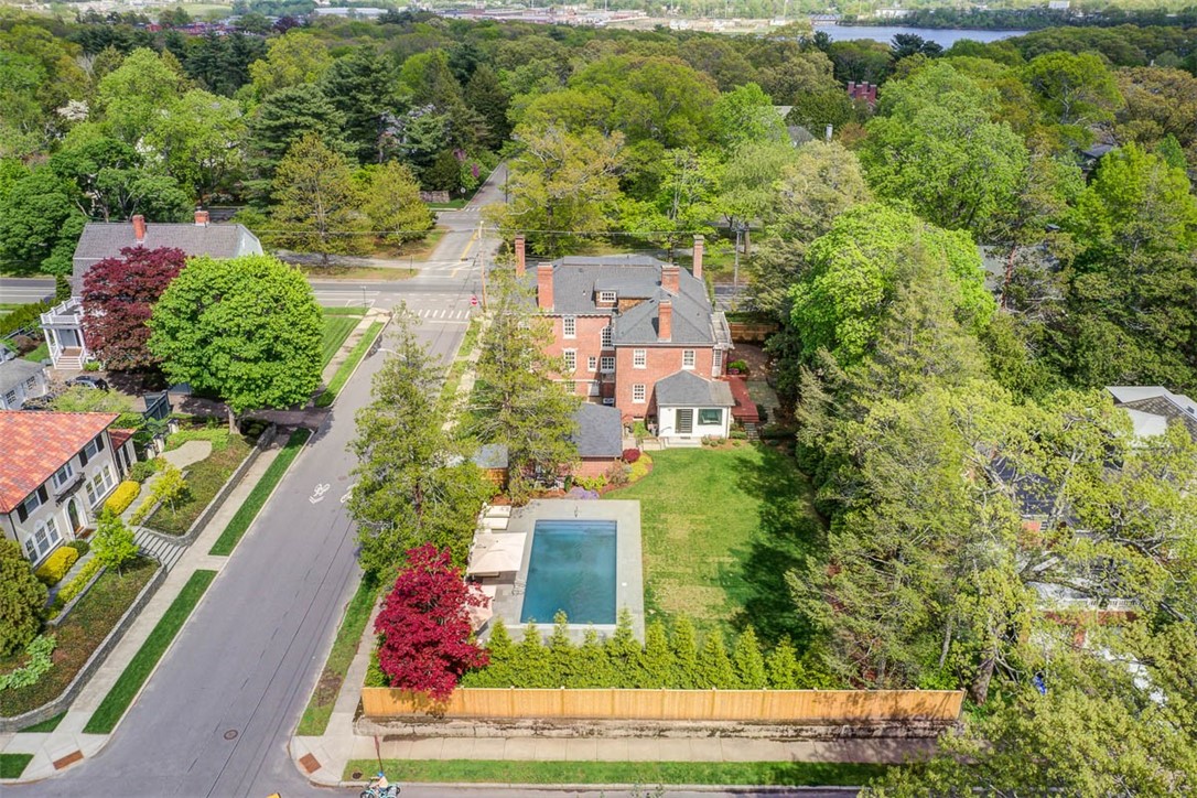 188 Blackstone Boulevard