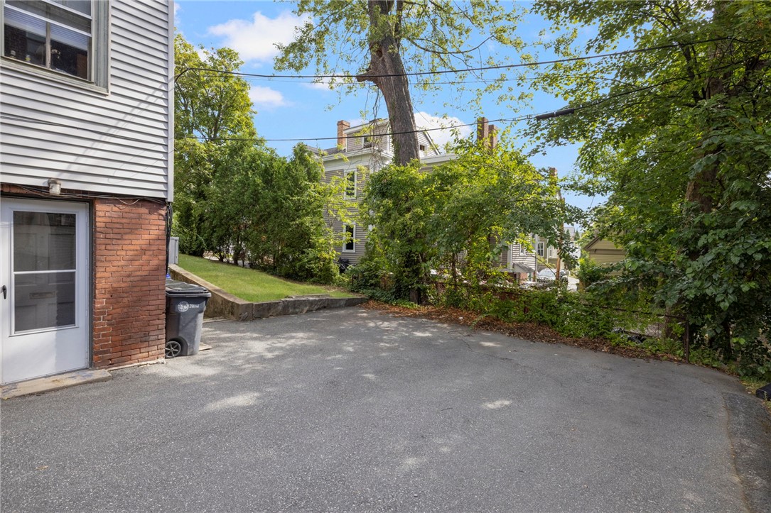 165 Waterman Street 2