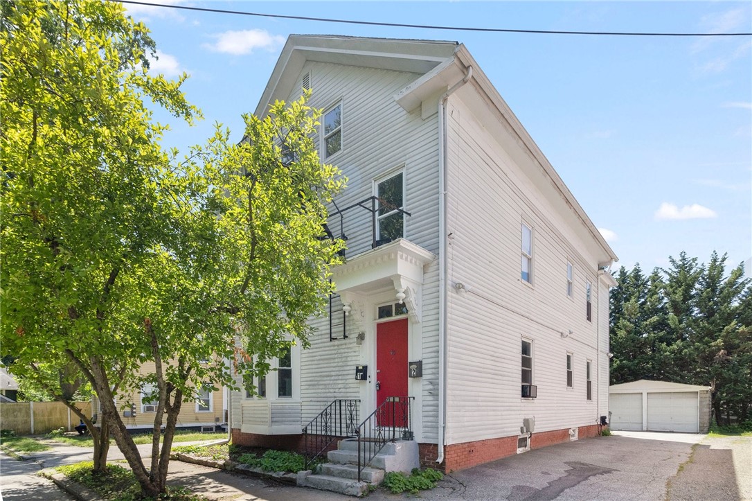 46 Ivy Street