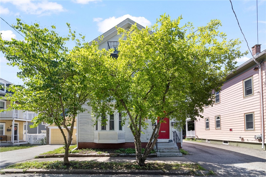 46 Ivy Street