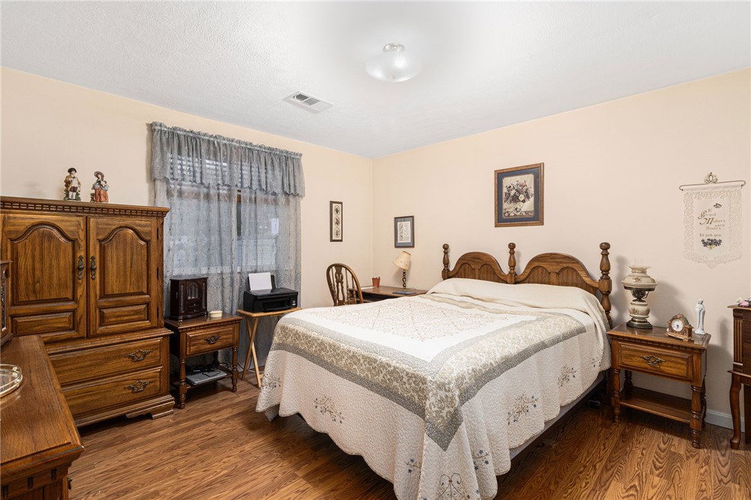 125 Pleasant View Avenue 50