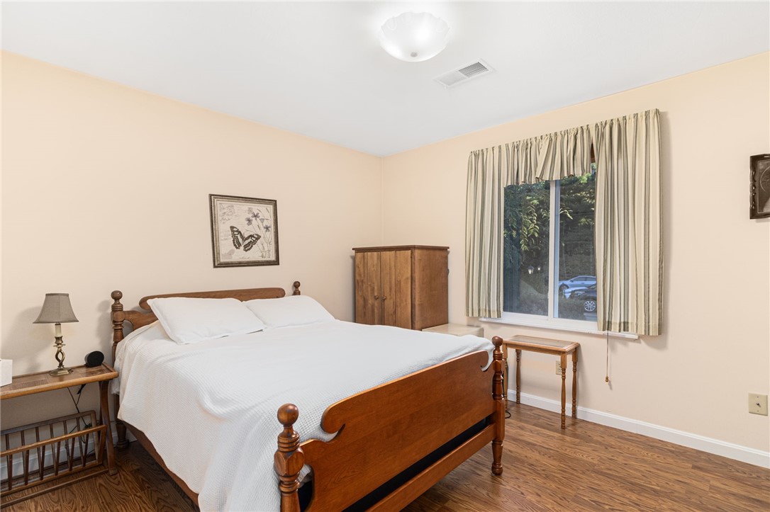 125 Pleasant View Avenue 50