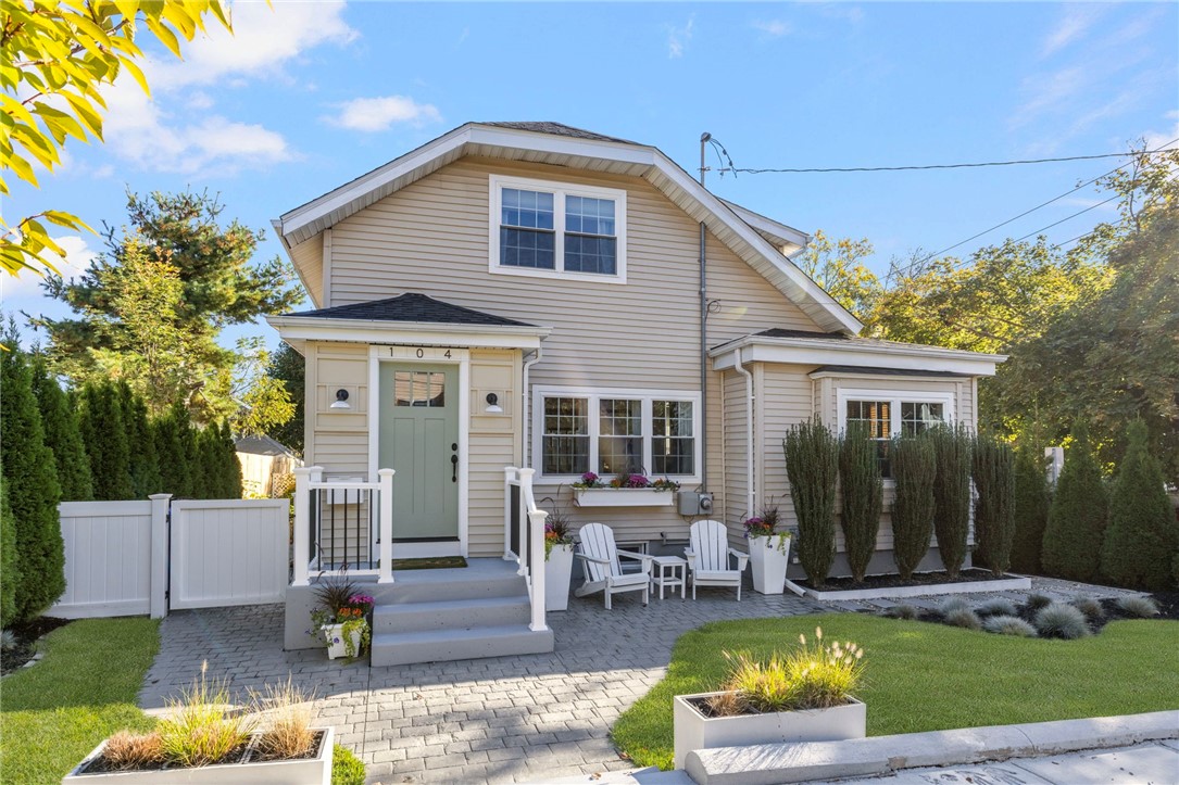 104 Wilcox Avenue