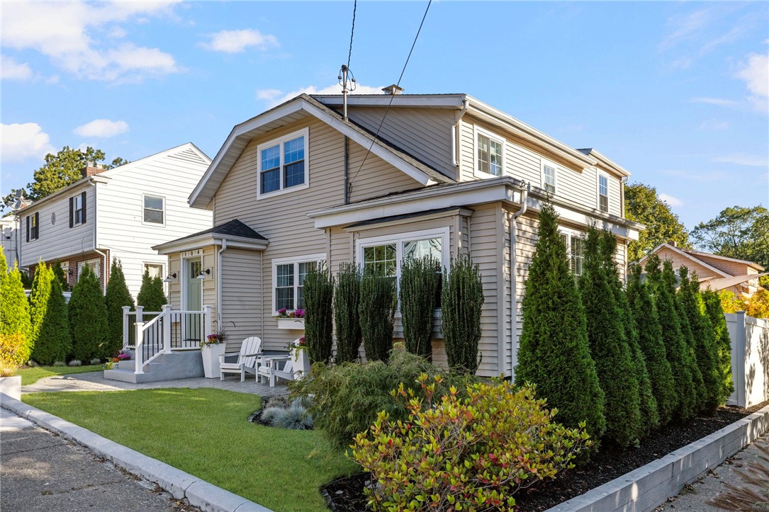 104 Wilcox Avenue