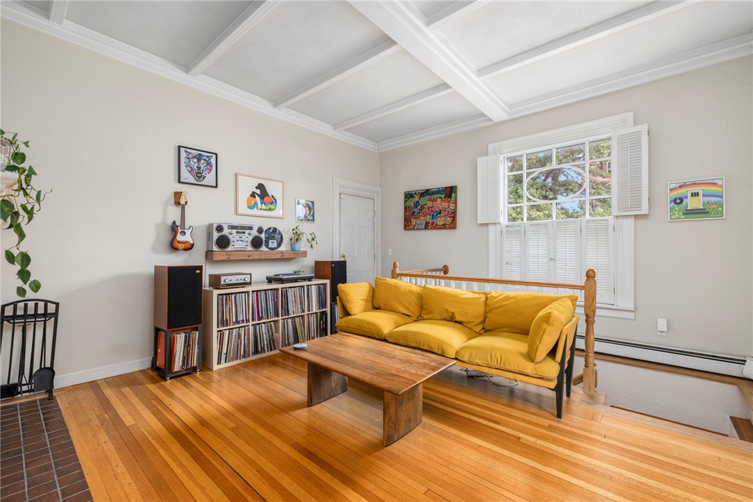 165 Waterman Street 2