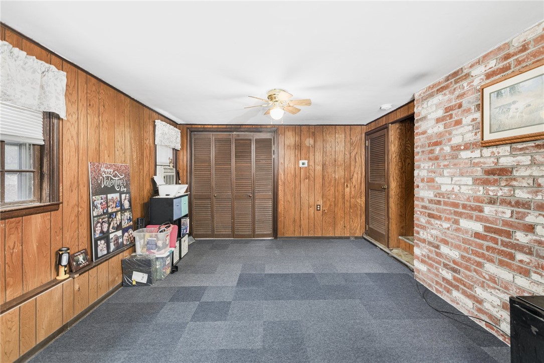 607 Elmdale Road