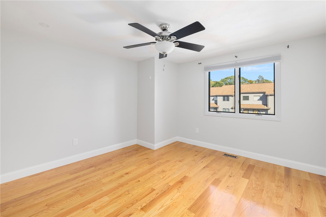161 Holland Street 302
